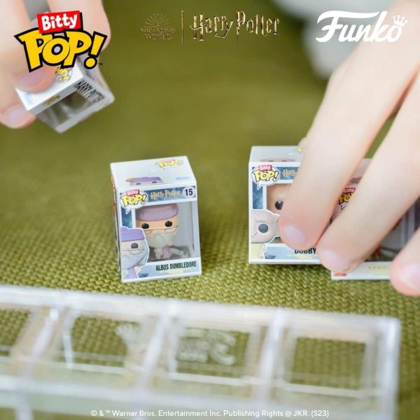 Funko Bitty POP! HP - Dumbledore. 4-Pack - Albus Dumbledore. Nearly Headless Nick. Minerva McGonagall and A Surprise Mystery Mini Figure - 0.9 Inch (2.2 Cm) - Harry Potter Collectable - Gift Idea